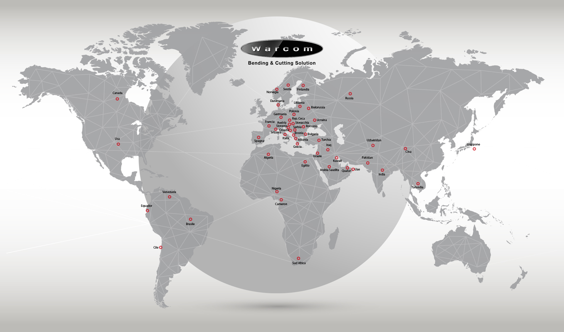 Una mappa del mondo con punti rossi che segnano varie città globali. Il logo Warcom Bending & Cutting Solution è centrato in alto. Sono evidenziate le principali città in Europa, America, Asia, Africa e Australia.
