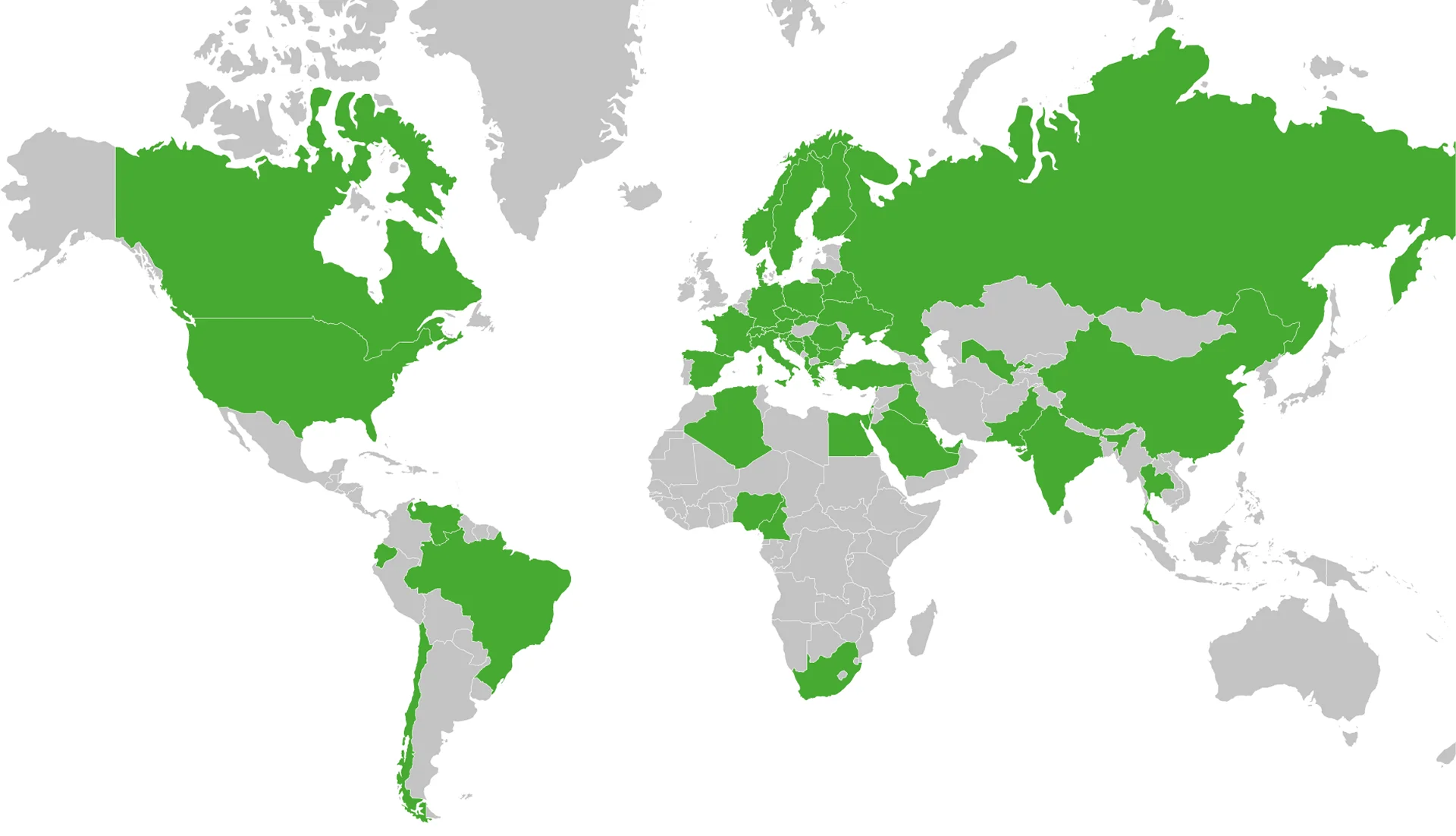 Una mappa del mondo con diversi paesi evidenziati in verde, tra cui gli Stati Uniti, il Canada, l’Australia, gran parte dell’Europa, alcune zone dell’Asia e alcuni paesi dell’Africa e del Sudamerica; gli altri paesi sono indicati in grigio, a testimonianza della presenza globale di un’azienda leader nella produzione di macchine per la lavorazione della lamiera.
